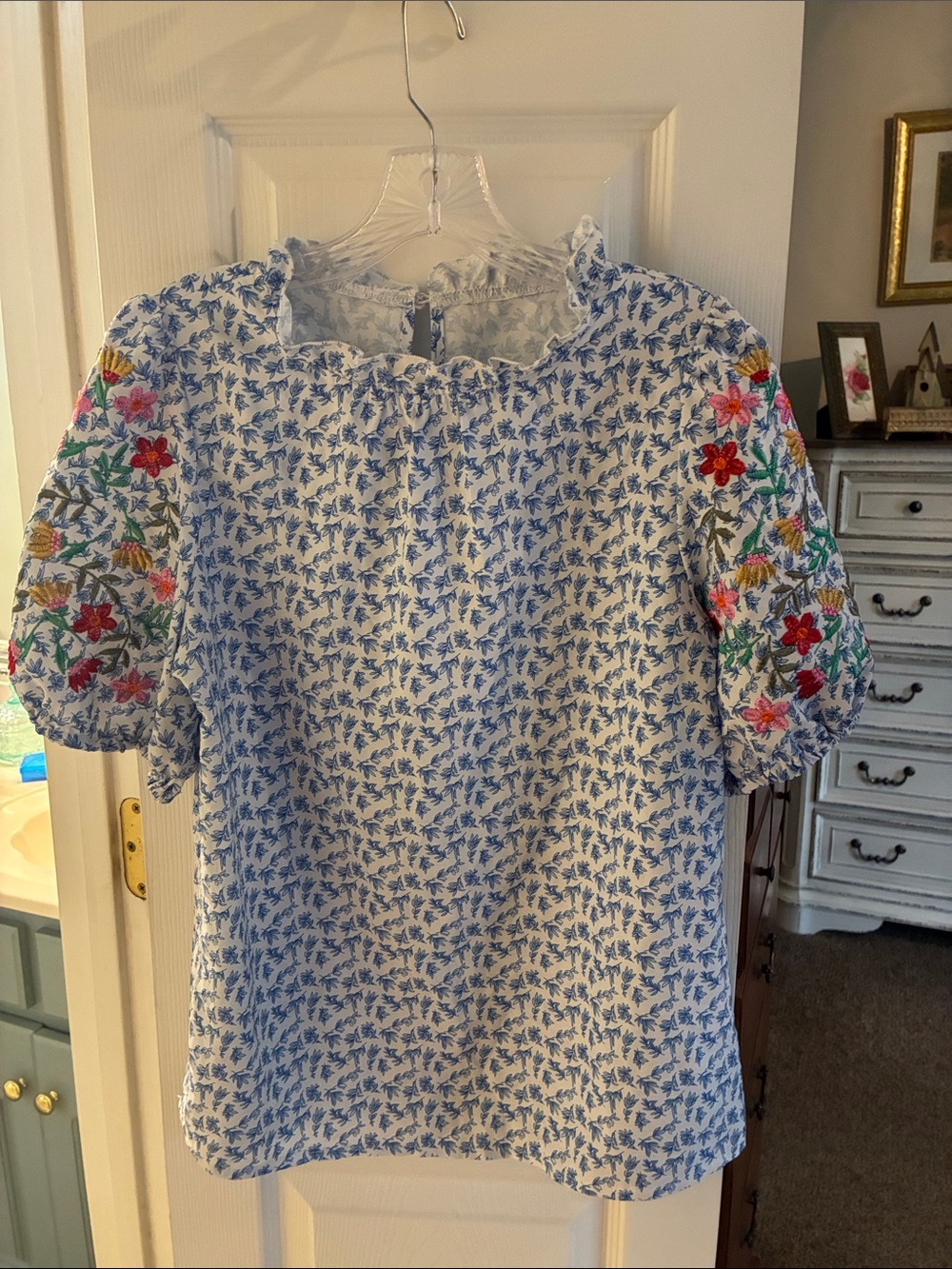 SHEIN Blue Floral Print Embroidered Sleeve Blouse SZ L